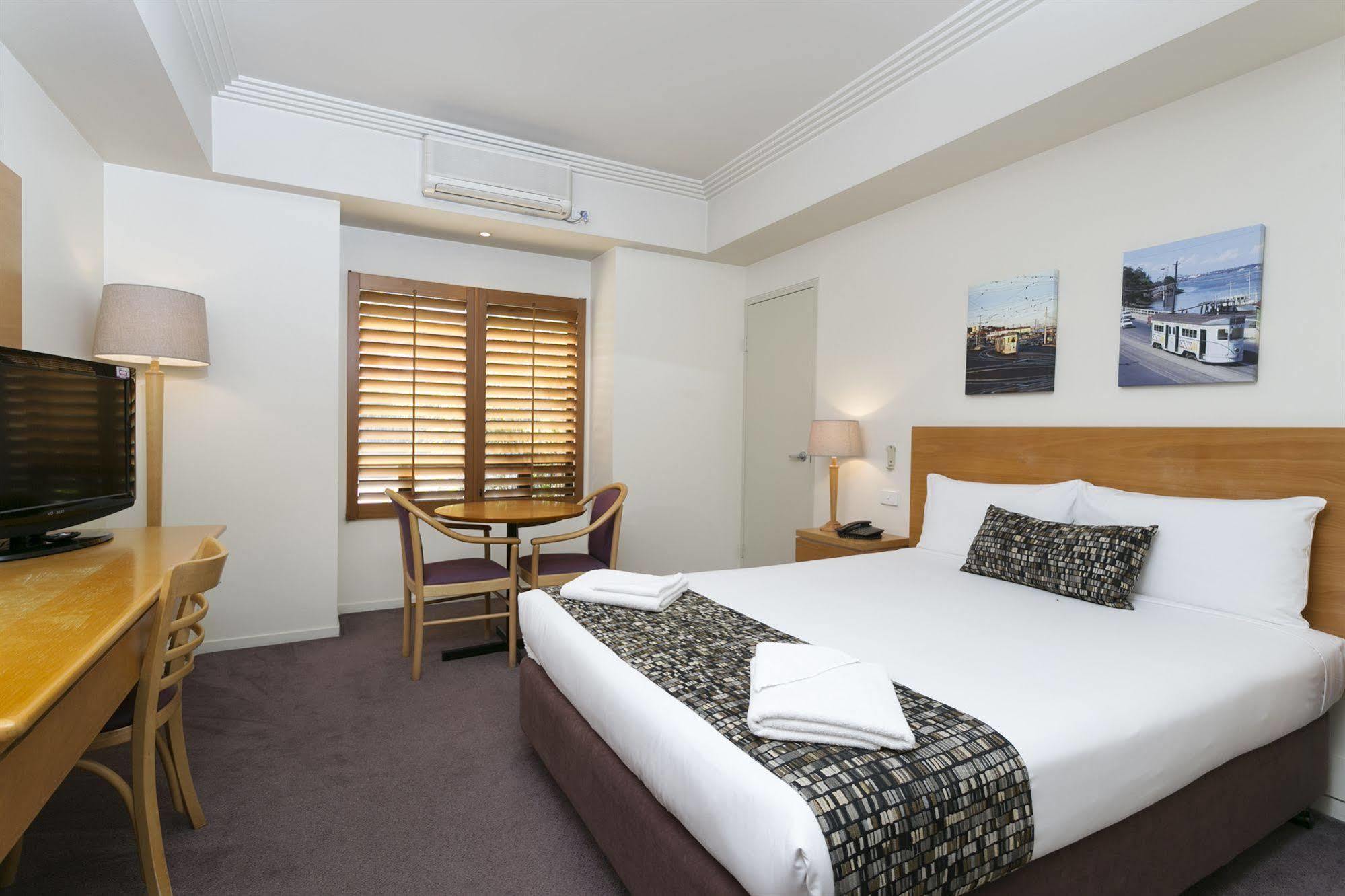 Kingsford Smith Motel Брисбен Экстерьер фото